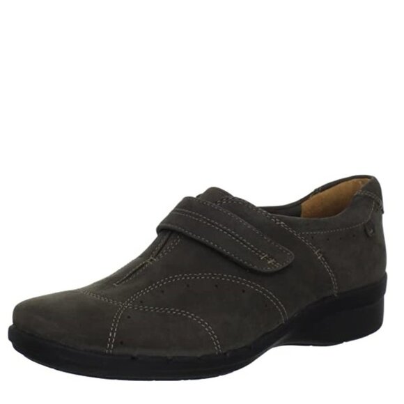 Clarks Women's Un.Boost Slip-On Loafer - Picture 1 of 6